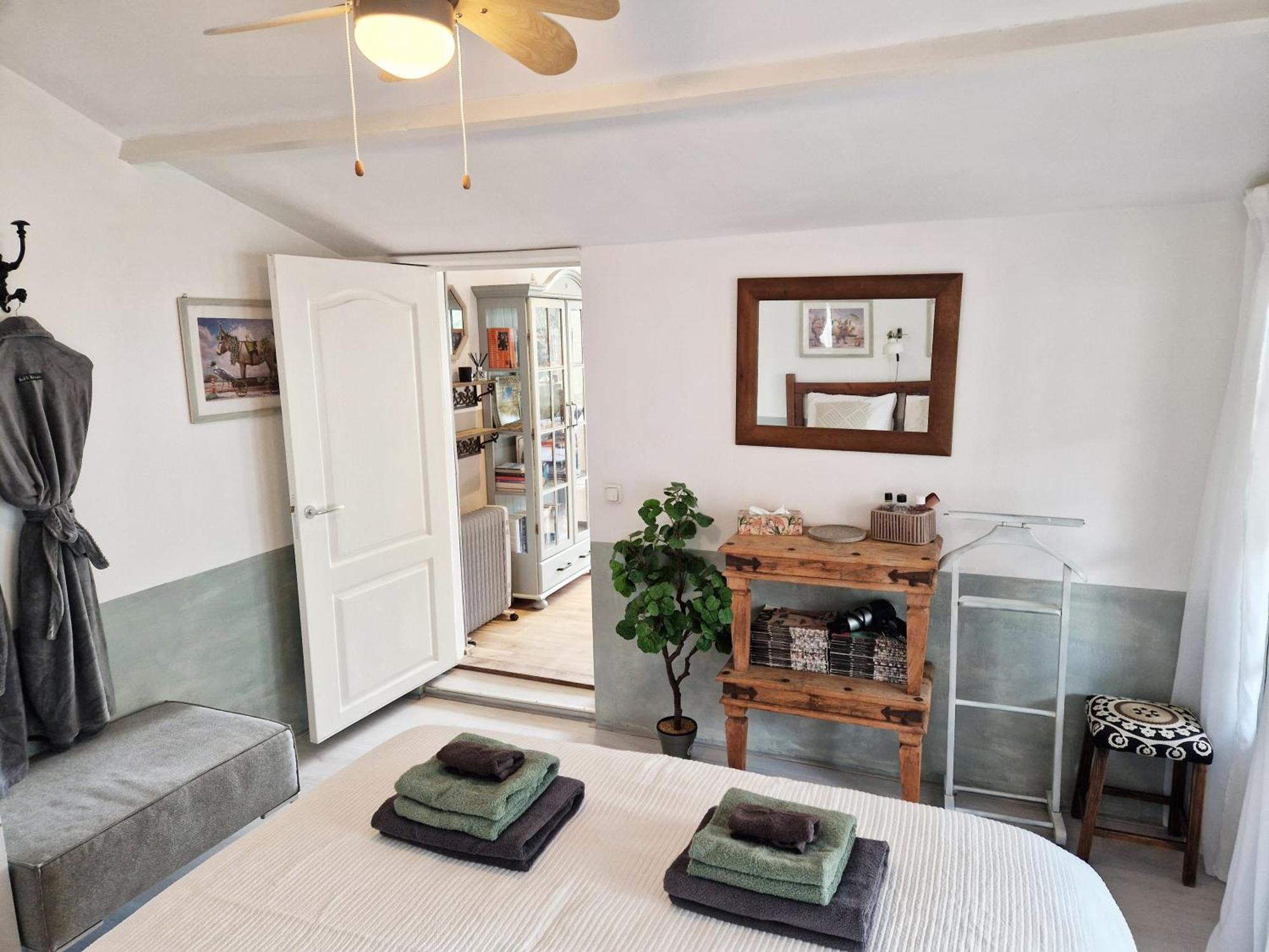 Bed and Breakfast Bed & Bentwoud Benthuizen Esterno foto